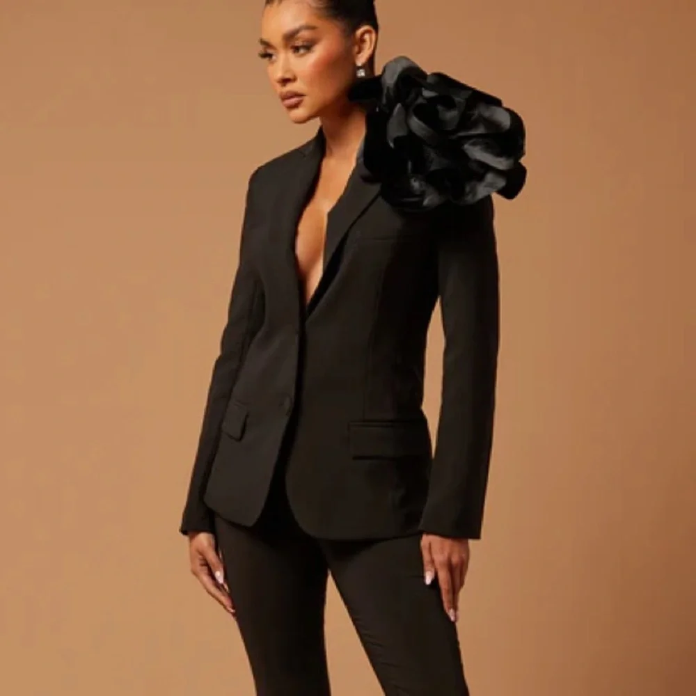 New Nova Luxe Suit Blazer Jacket Floral Appliqué Fashion Nova Evanna - Picture 2 of 6